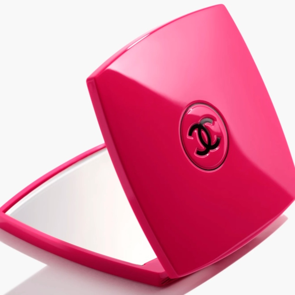 Chanel limited edition mirror duo 143 diva